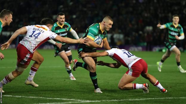 Ollie Sleightholme scores Northampton's first try against Harlequins