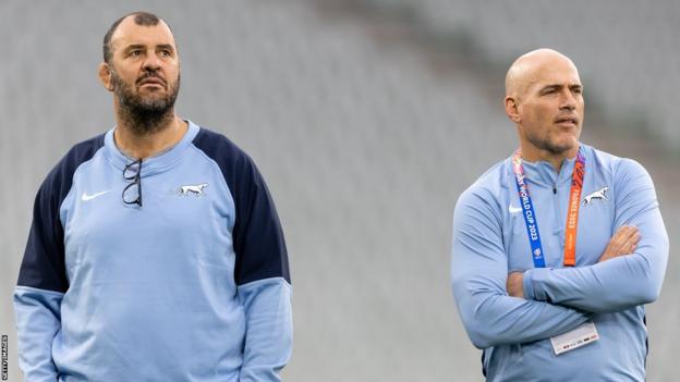 Michael Cheika (left) and Felipe Contepomi