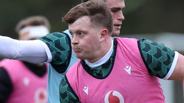 Evan Lloyd hopes to makes his Wales debut in the 2024 Six Nations