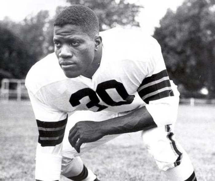 Bill Willis, Offensive/Defensive Lineman (1942-'44)