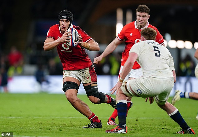 I thought Dafydd Jenkins had another top game as captain and they all showed plenty of fight