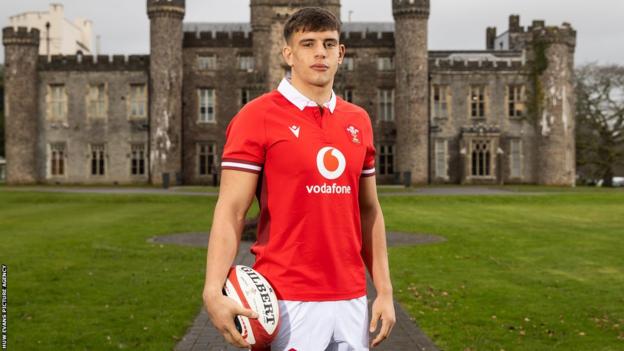 Dafydd Jenkins replaces Sam Warburton as the second-youngest Wales captain in history