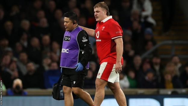 Archie Griffin made his Wales debut as a replacement against England and played for 27 minutes