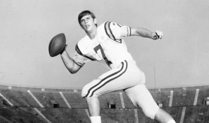 Bert Jones, Quarterback (1970-72)