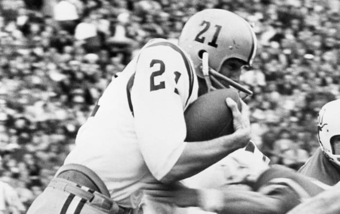 Jerry Stovall, Halfback/Punter/Defensive Back/Returner (1960-62)