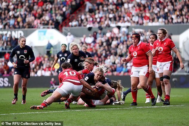 Lock Rosie Galligan capped a player-of-the-match display with a try in the second-half