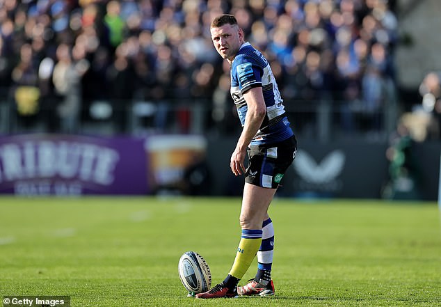 Finn Russell scored 17 points to help his side claim a big victory at the Recreation Ground