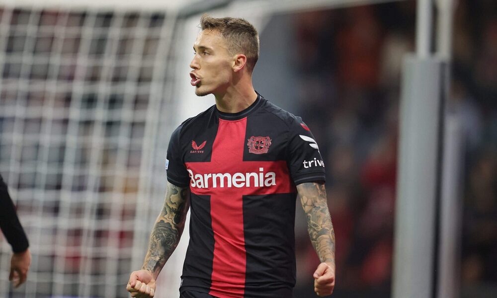 alex grimaldo bayer leverkusen