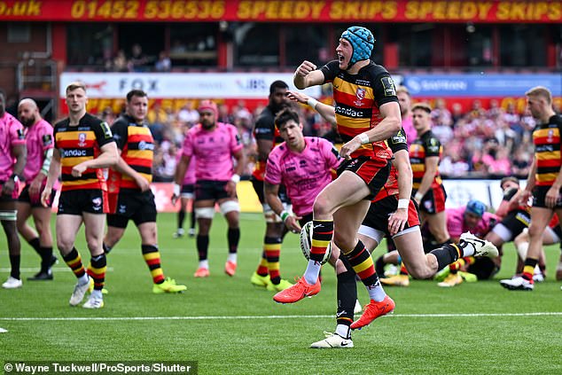 Hathaway is pictured celebrating winning Gloucester's semi-final against Benetton