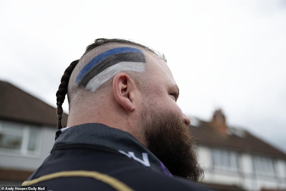 Fans made sure to make their allegiances perfectly clear ahead of the showdown in south west London on Saturday afternoon