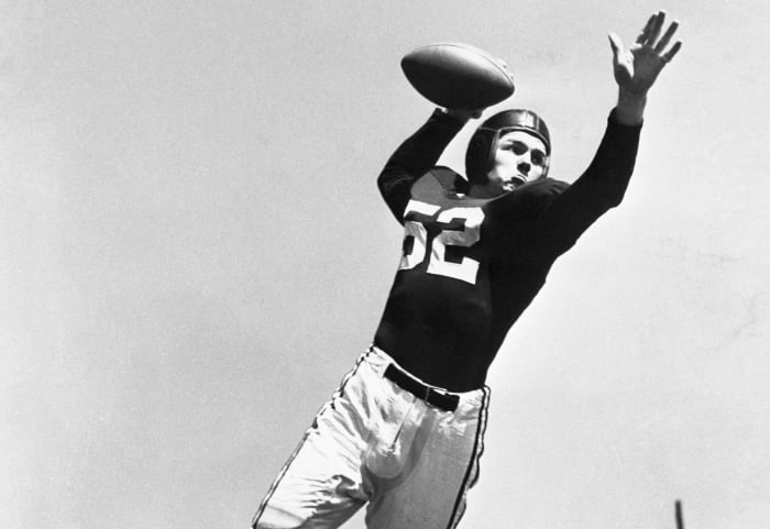 Harry Gilmer, Halfback/Quarterback/Defensive Back (1944-47)