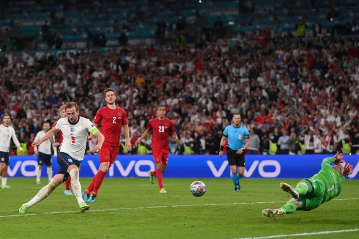 Harry Kane, Kasper Schmeichel