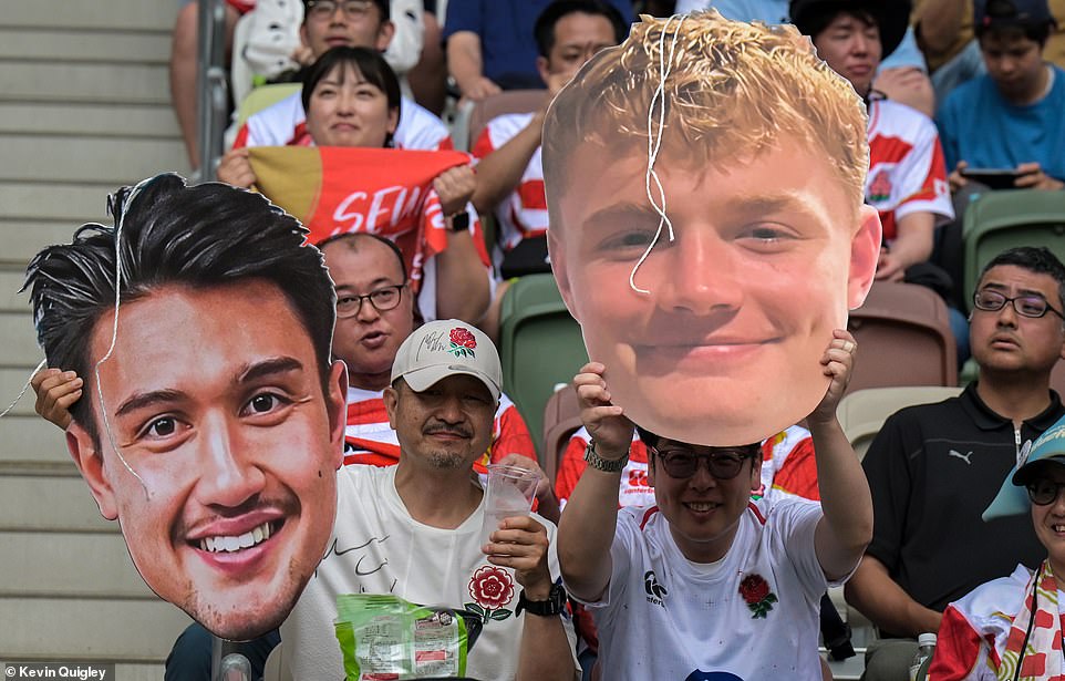 One fan weighs in on the England fly-half debate with Marcus Smith (left) battling with Fin Smith (right) for the responsibility