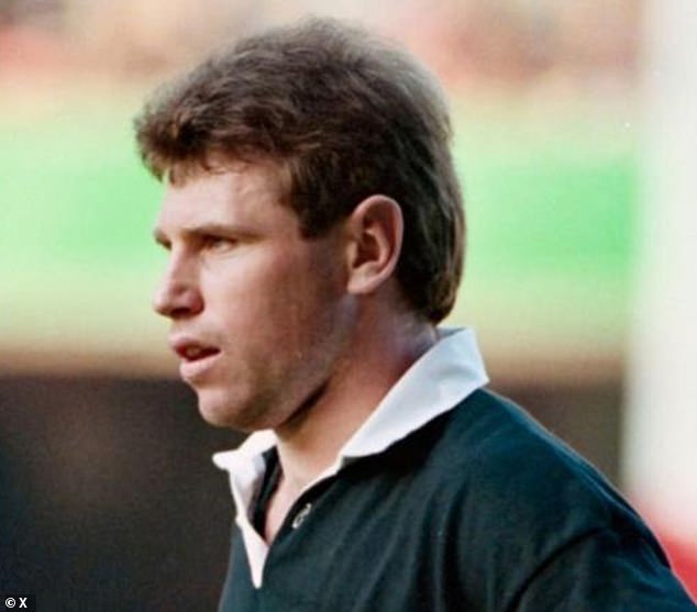 Former All Blacks star Shayne Philpott has died in New Zealand following a reported heart attack