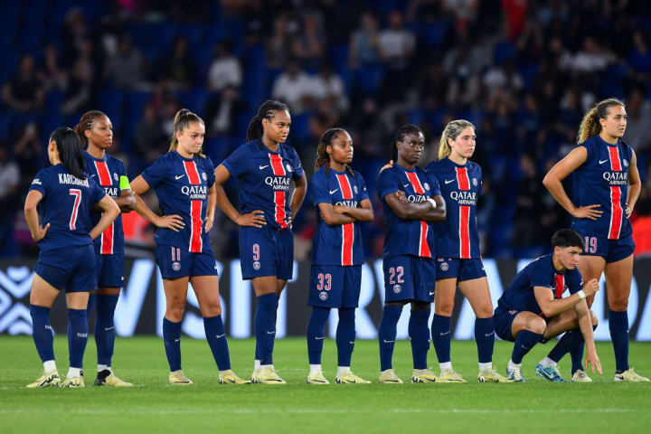 Paris Saint-Germain v Paris FC - Division 1 Feminine Semifinal