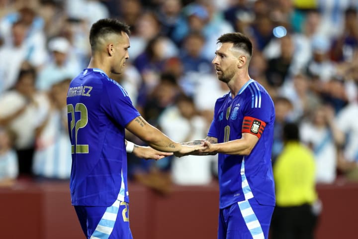 Lautaro Martinez, Lionel Messi