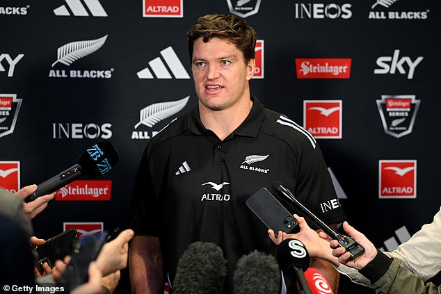 Scott Barrett has been chosen ahead of Ardie Savea to become New Zealand's new captain