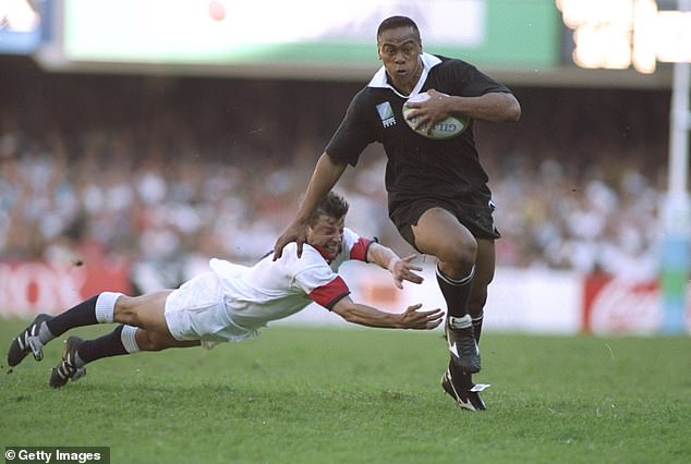 Rowell took England to the 1995 World Cup semi-finals before they were beaten by a Jonah Lomu-inspired New Zealand