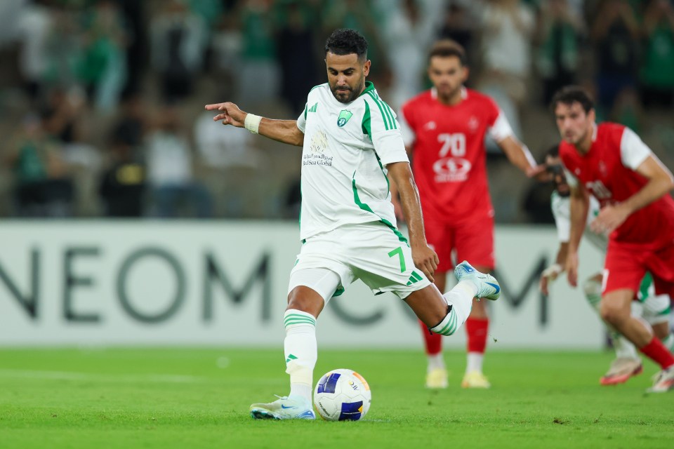 Mahrez stepped up to take the spot-kick in the AFC Champions League fixture