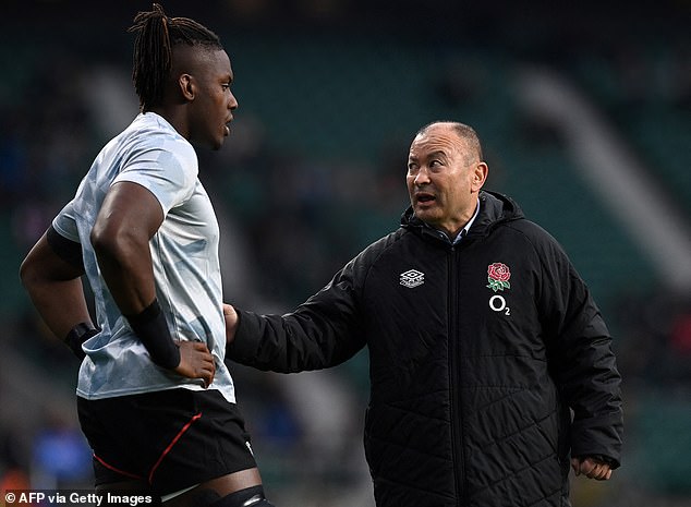 Former England coach Jones claimed Itoje was too 'inward looking' to be captain