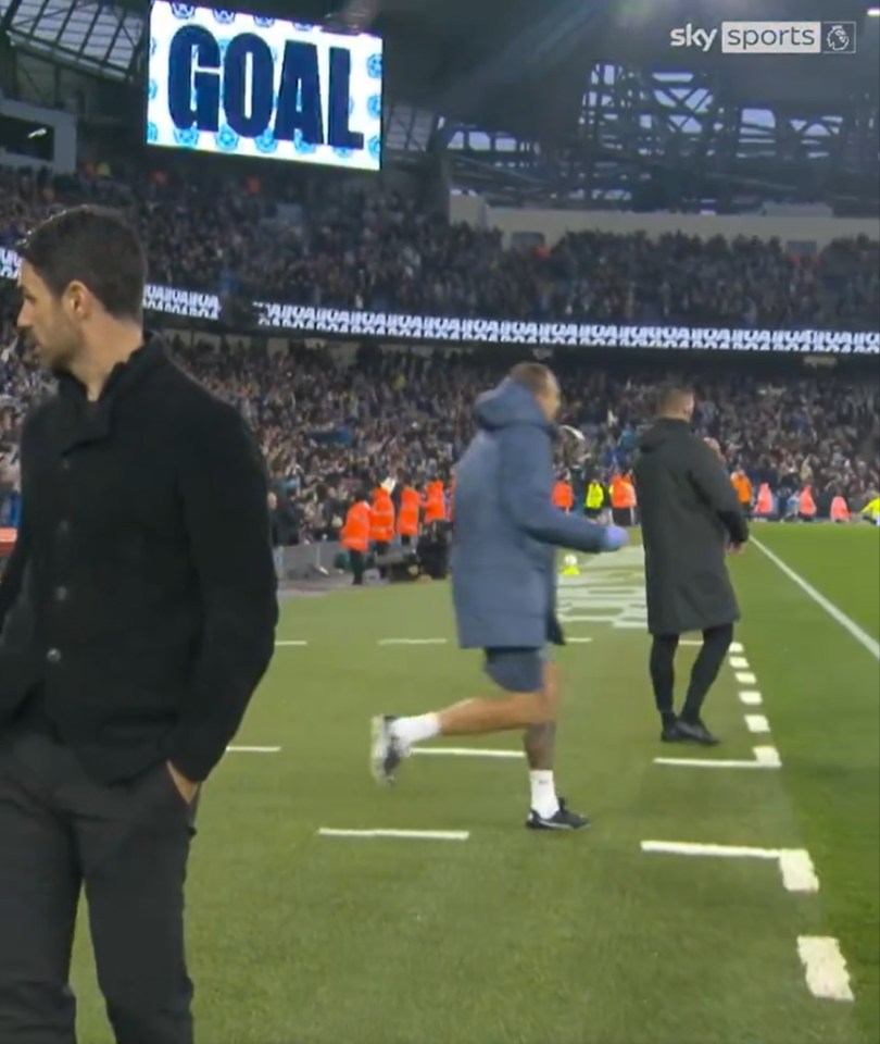 Man City's physio went running onto the pitch to celebrate the late leveler