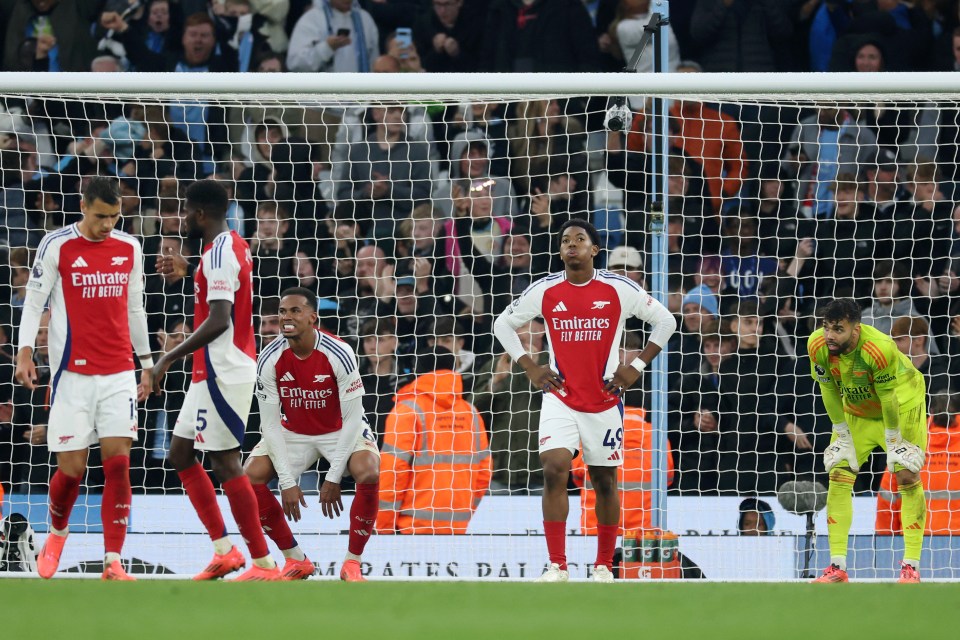 Arsenal valiantly defended with ten men, but couldn't hold on for the three points