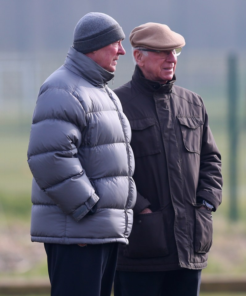 Charlton kept an eye on United's players at training long after his retirement