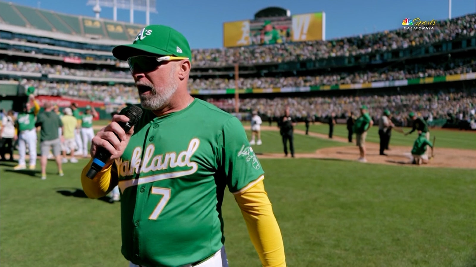 A's manager Mark Kotsay says goodbye to Oakland fans after 57 years following final game at Oakland Coliseum