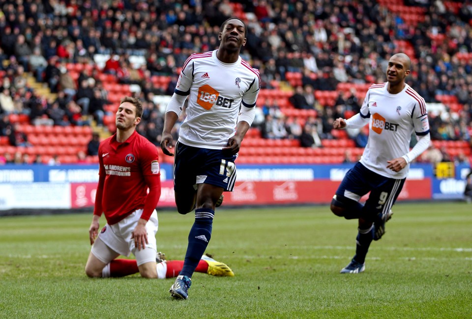 Former Bolton striker Sordell has came out of retirement to join Kettering Town