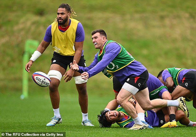 Bath's Ben Spencer (right) is set to make first England start at scrum-half in series opener