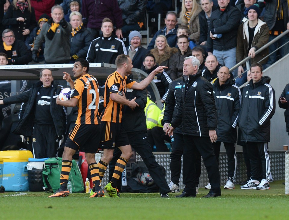 Newcastle boss Alan Pardew clashed with Hull midfielder David Meyler in a Premier League game in 2014