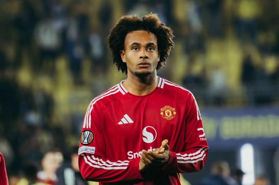 The new United boss faces a choice between Joshua Zirkzee and Rasmus Hojlund up front