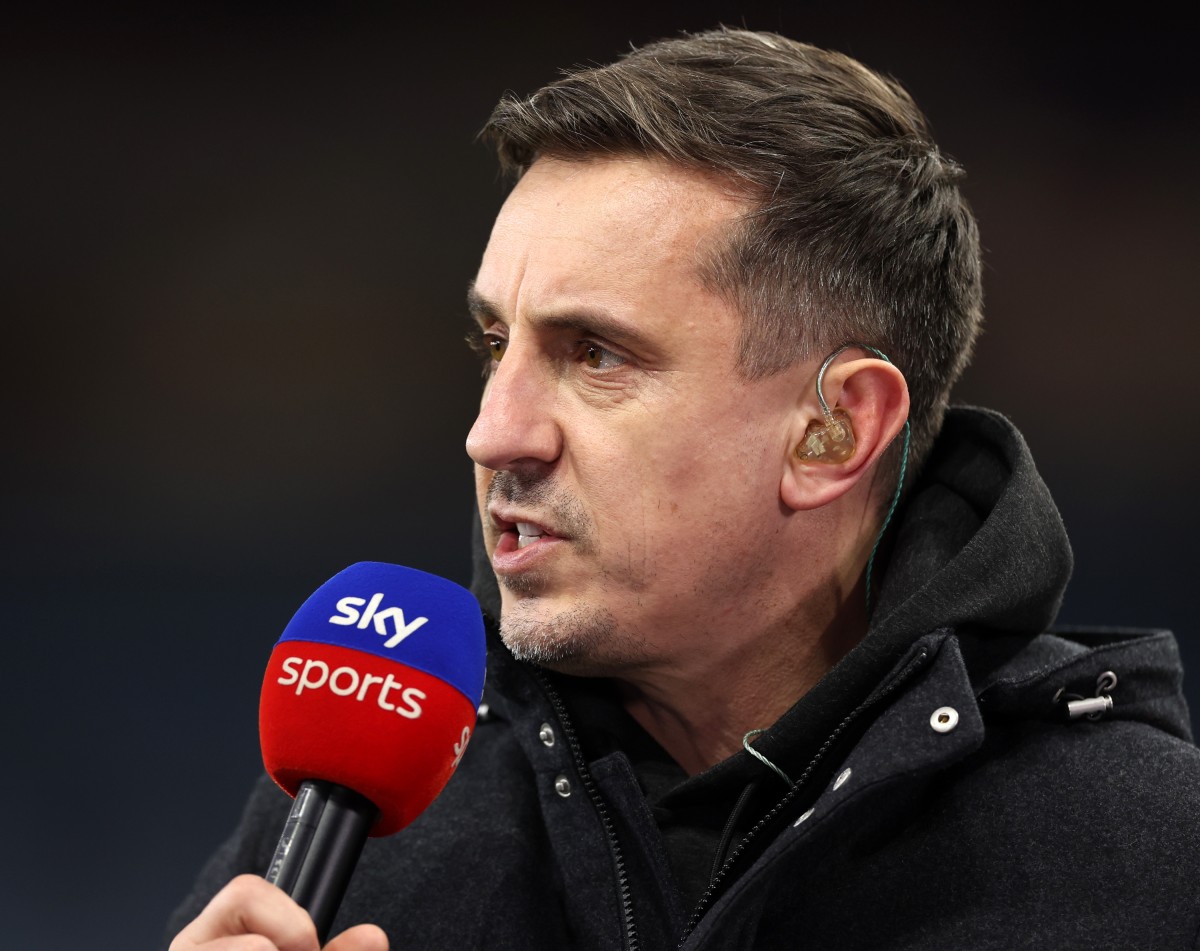 Gary Neville discussing Man United