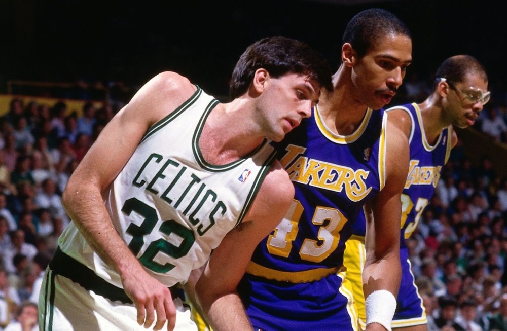 Kevin McHale vs. Los Angeles Lakers