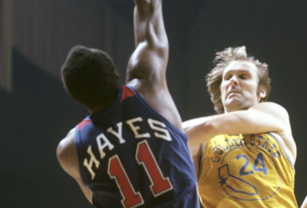 Elvin Hayes vs. Rick Barry