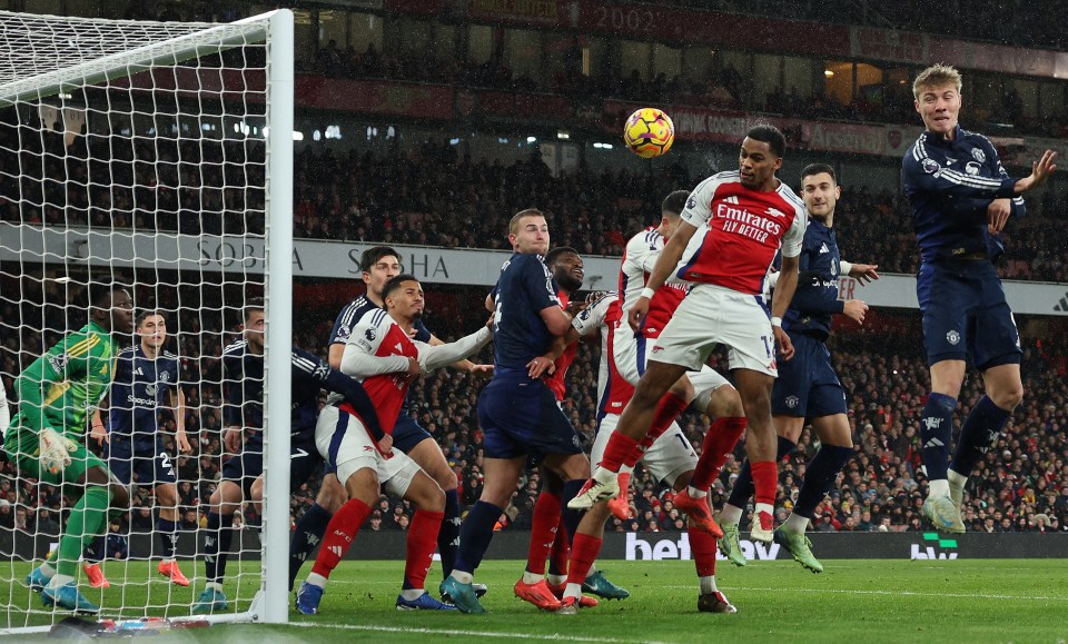 Man United's performance at Arsenal showed the gulf between them and the title challenging Gunners