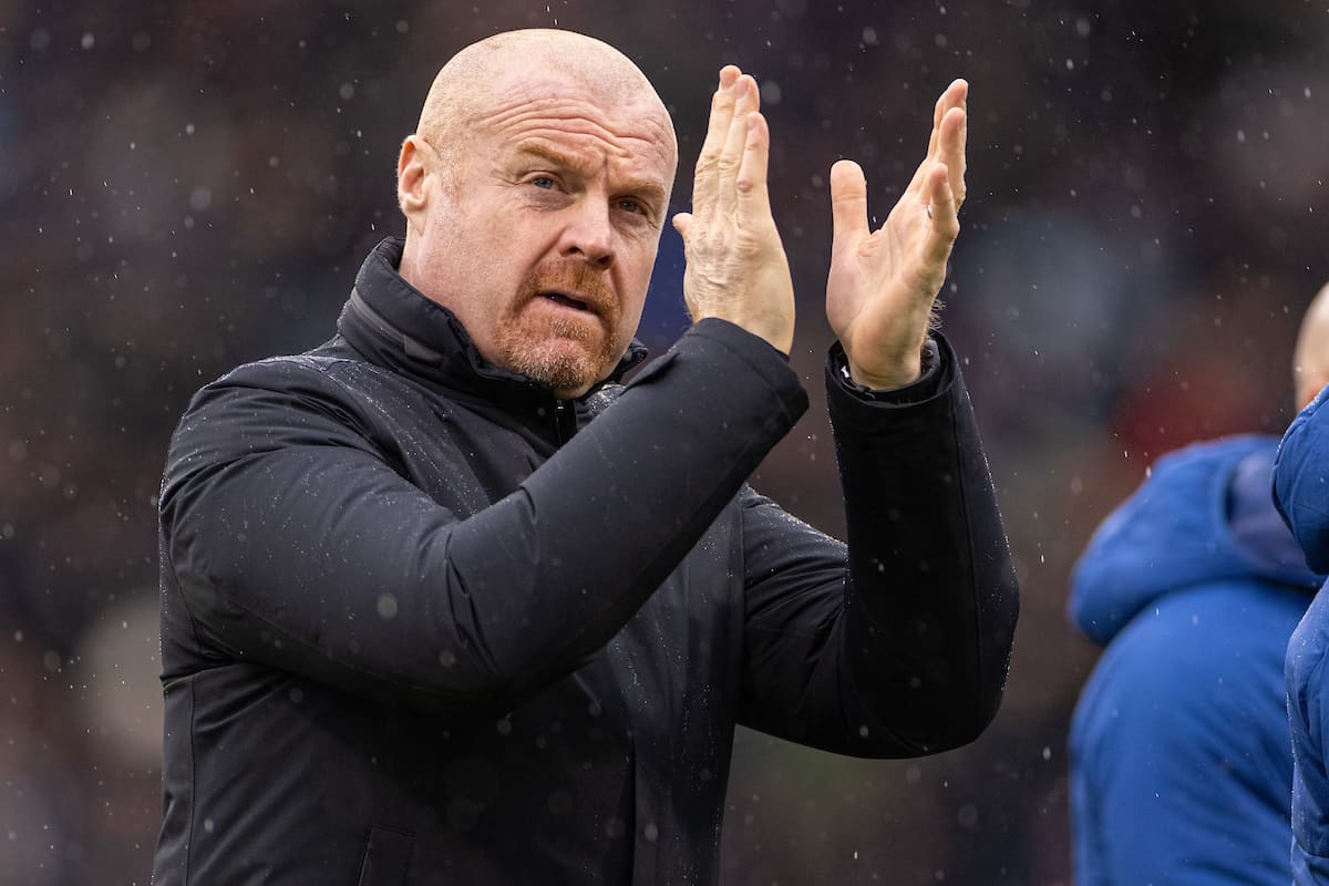 BURNLEY, ENGLAND - Sunday, February 13, 2022: Burnley's manager Sean Dyche during the FA Premier League match between Burnley FC and Liverpool FC at Turf Moor. (Pic by David Rawcliffe/Propaganda)