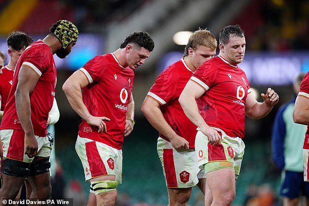 The 52-20 defeat by Australia was Wales' 11th straight Test loss - a record for the side