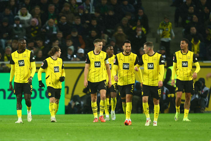 Borussia Mönchengladbach v Borussia Dortmund - Bundesliga