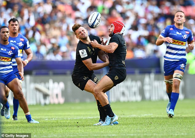 Biggar (L) in action in the Champions Cup match with DHL Stormers in Gqeberha, South Africa