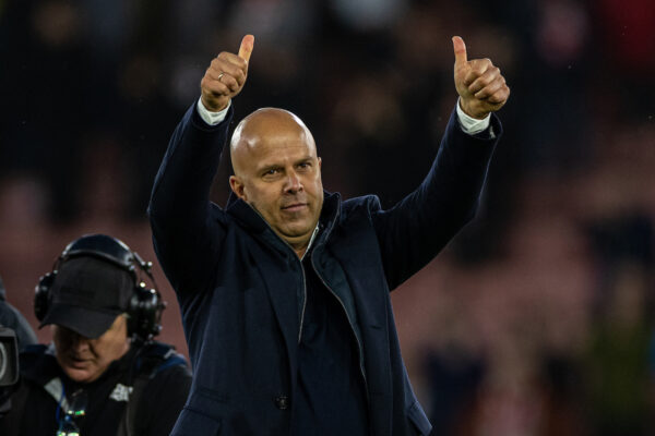 SOUTHAMPTON, ENGLAND - Sunday, November 24, 2024: Liverpool's head coach Arne Slot celebrates after the FA Premier League match between Southampton FC and Liverpool FC at St Mary's Stadium. Liverpool won 3-2. (Photo by David Rawcliffe/Propaganda)