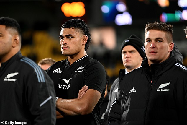 In England's autumn opener with the All Blacks, Cunningham-South cut Tupou Vaa'i in half with a tackle