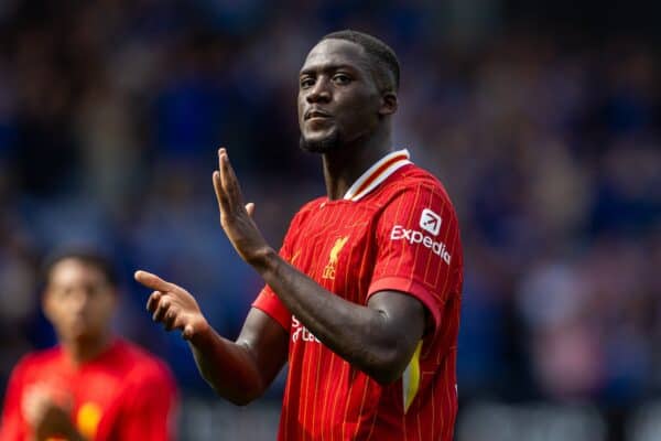 IPSWICH, ENGLAND - Saturday, August 17, 2024: Liverpool's Ibrahima Konaté applauds the supporters after the FA Premier League match between Ipswich Town FC and Liverpool FC at Portman Road. Liverpool won 2-0. (Photo by David Rawcliffe/Propaganda)