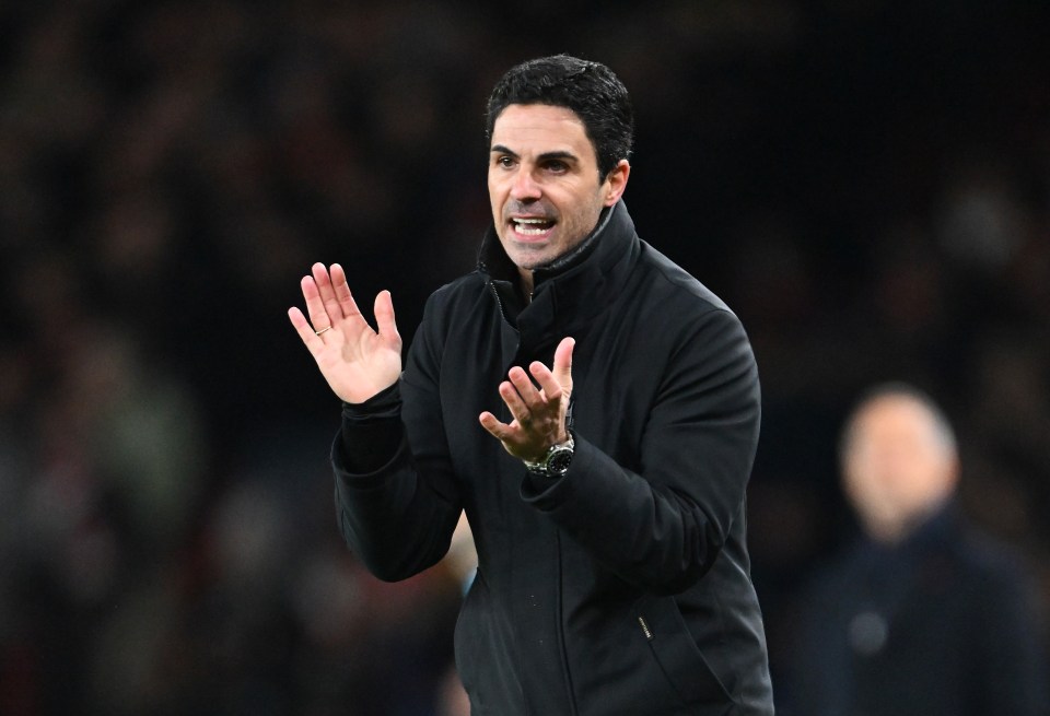 Mikel Arteta's Arsenal side are struggling to keep up with Premier League leaders Liverpool