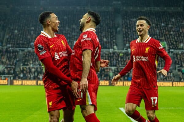 NEWCASTLE-UPON-TYNE, ENGLAND - Wednesday, December 4, 2024: Liverpool's Mohamed Salah celebrates after scoring his side's third goal to make the score 2-3 during the FA Premier League match between Newcastle United FC and Liverpool FC at St James' Park. (Photo by David Rawcliffe/Propaganda)